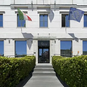 Palazzo Salgar 4* Napels