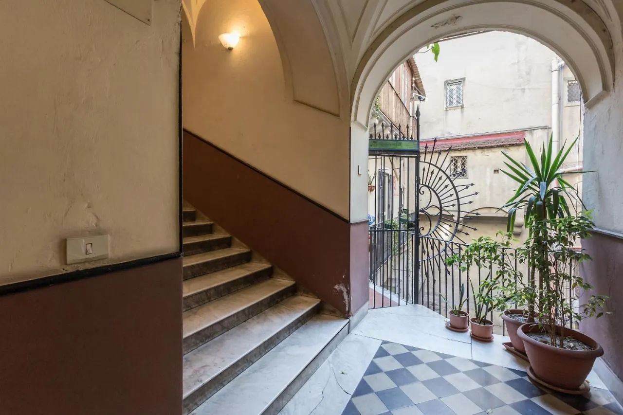 Da Gianni E Lucia Rooms With Bathroom In The City Center Catania Guest house