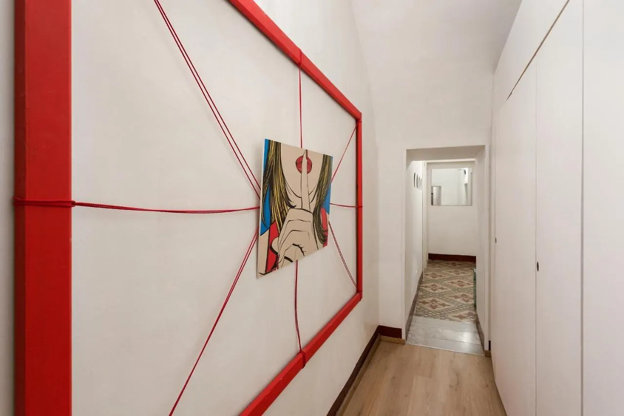Guest house Da Gianni E Lucia Rooms With Bathroom In The City Center Catania